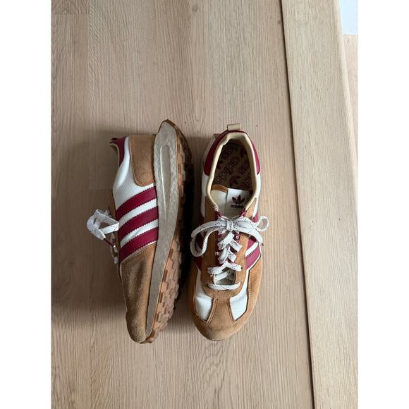 Adidas Retropy E5 Copper Flat Sneaker Burgundy Detail Colorway main image 5